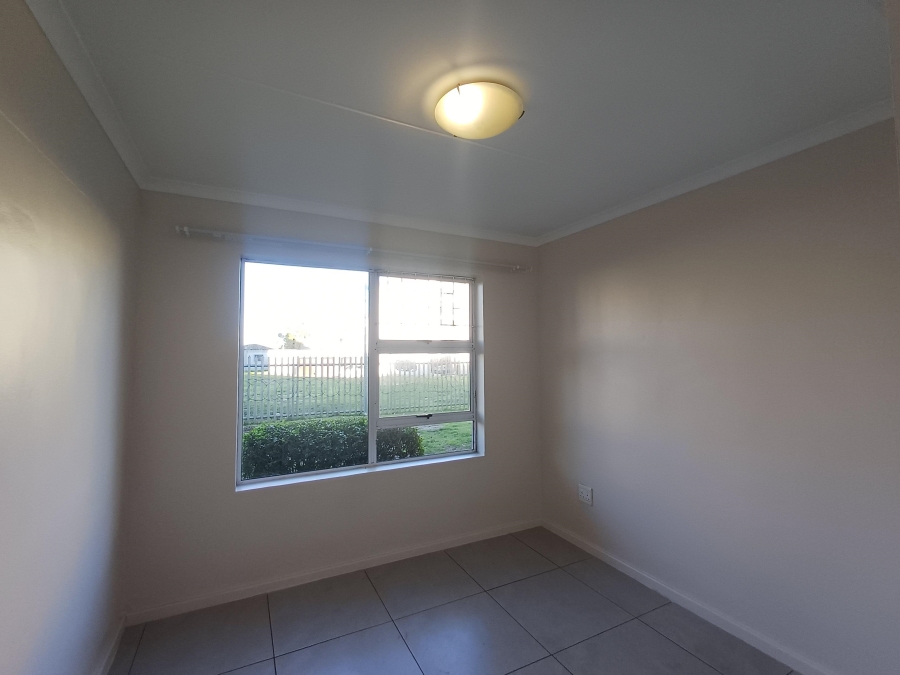 To Let 1 Bedroom Property for Rent in Sanlamhof Western Cape